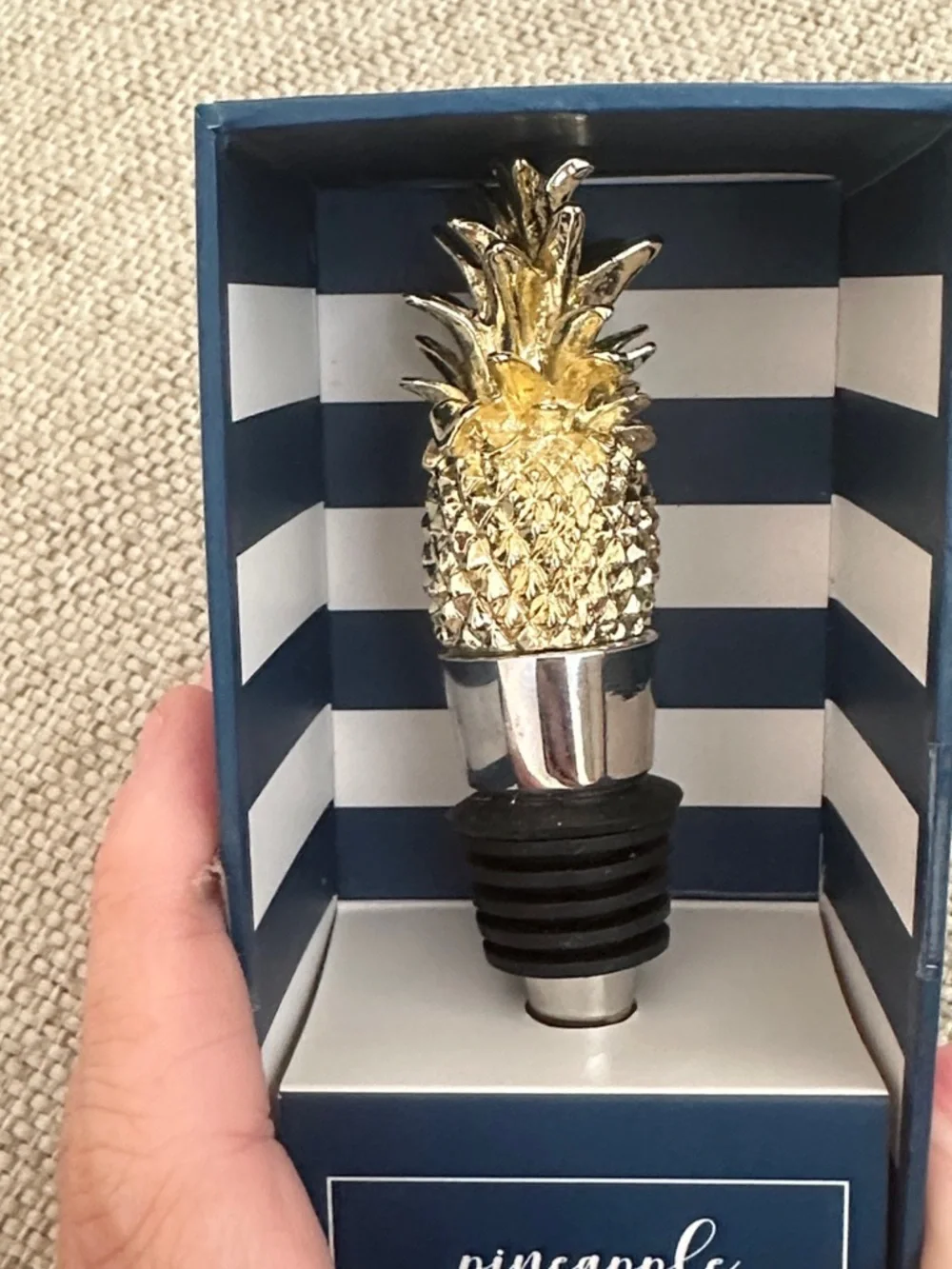 NWT Crown & Ivy Pineapple Bottle Stopper - Gold